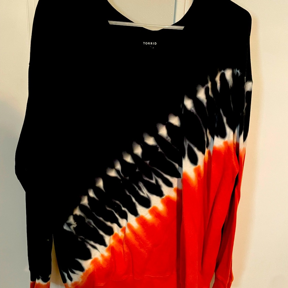 Torrid Black & Orange Tie Dye Sweatshirt Size 1